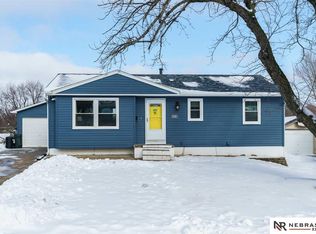 12406 B St, Omaha, NE 68144