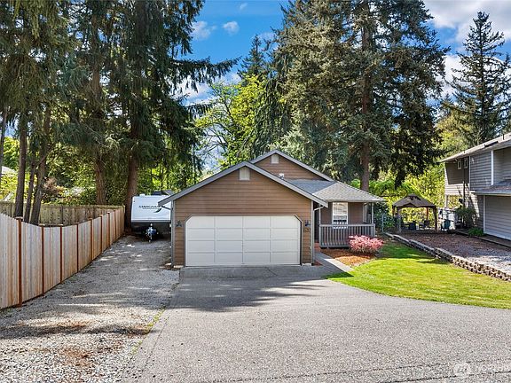 5th image of 1620 186th Avenue E