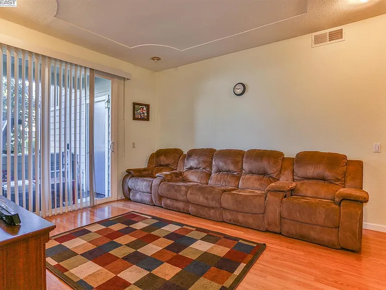 3416 Deerwood Ter #112 — Photo 6