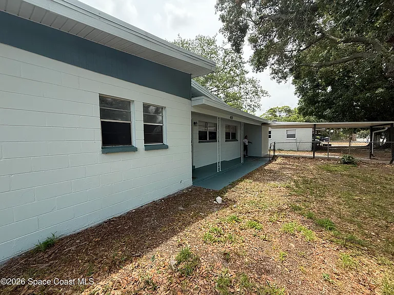 420 N Fiske Blvd — Photo 7