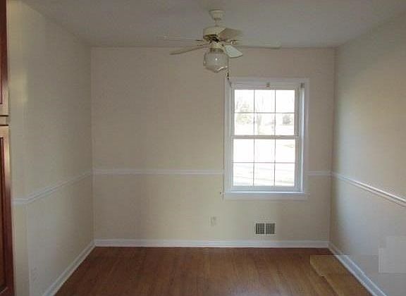 4th image of 8222 Cherington Dr