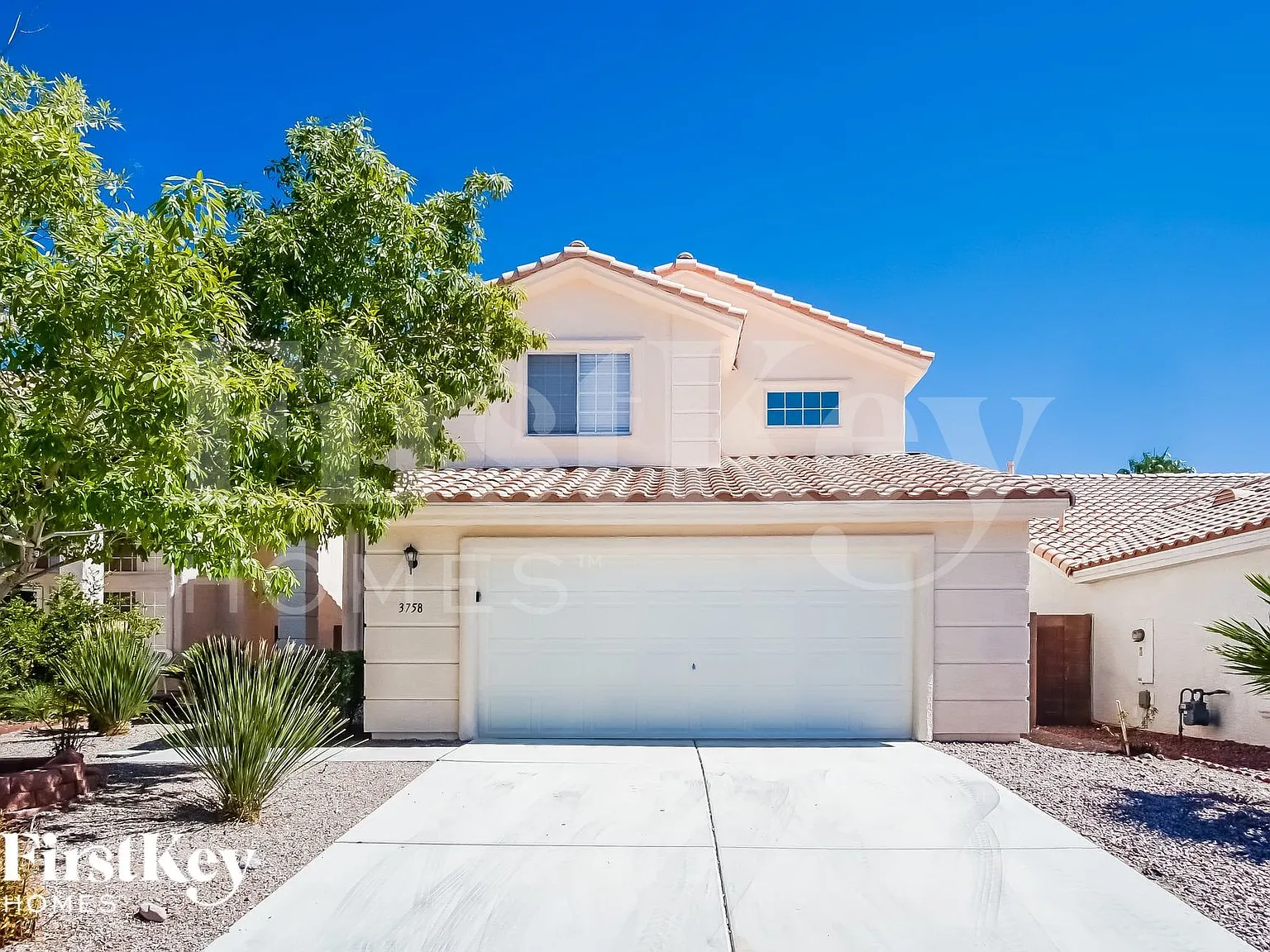 4 bed, 3.0 bath, 2316 sqft, $2,710 — Photo 1