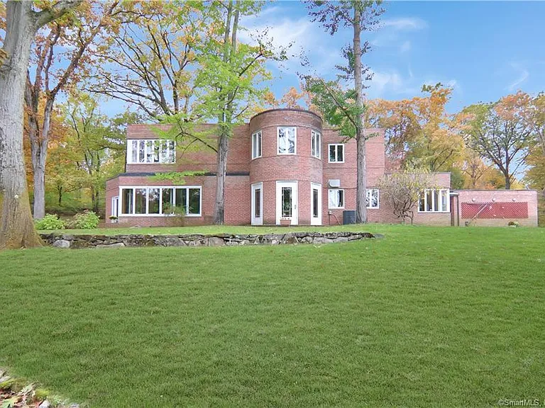 57 Drum Hill Ln — Photo 3
