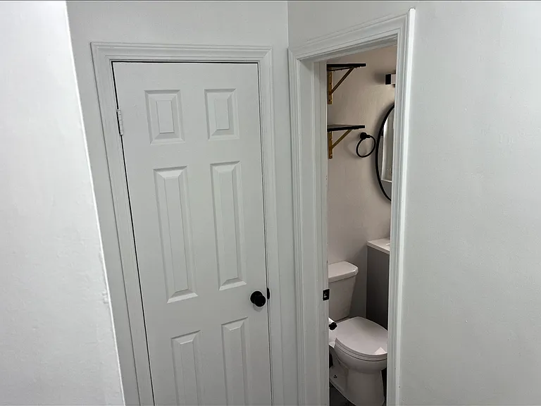 534 Stepney St #5 — Photo 14