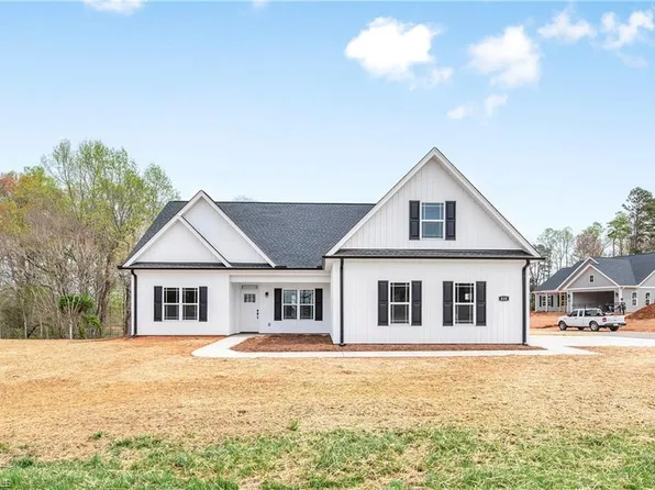 1263 Norman Shoaf Rd, Winston Salem, NC 27107
