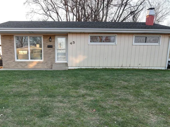 45 Bel Aire Dr, Springfield, IL 62703