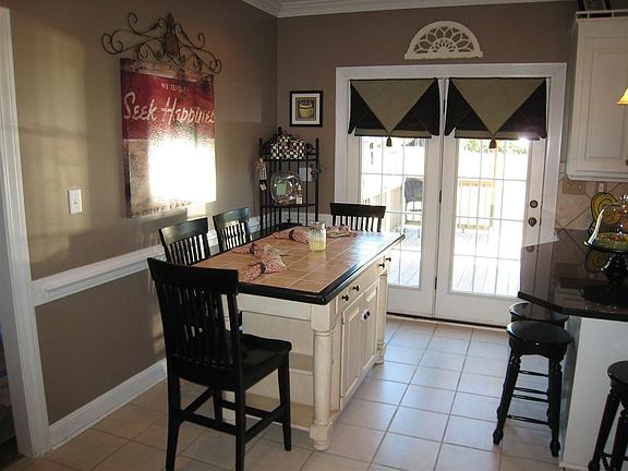4th image of 117 Foxcroft Ln