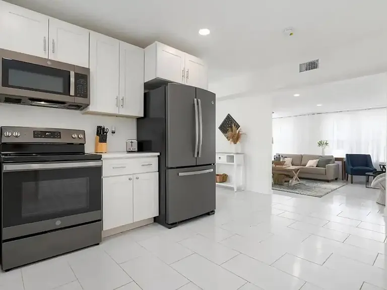 2539 Trinidad St — Photo 15