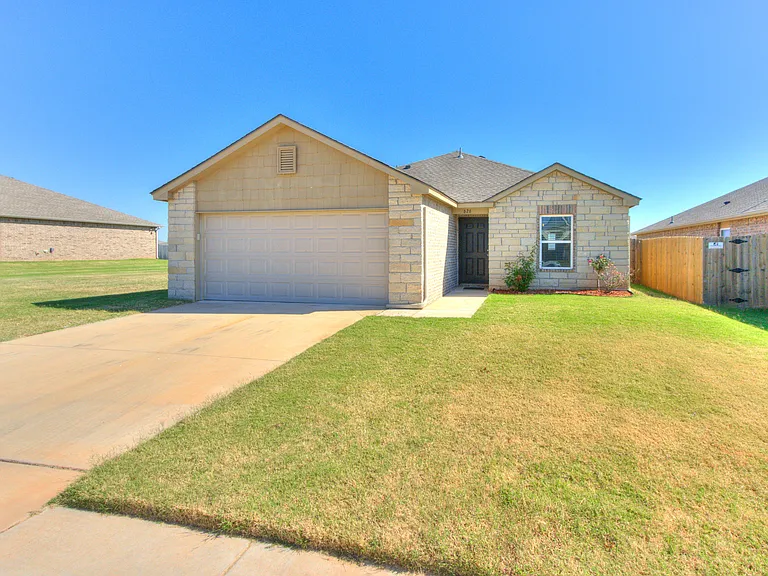 626 Audrey Dr — Photo 13