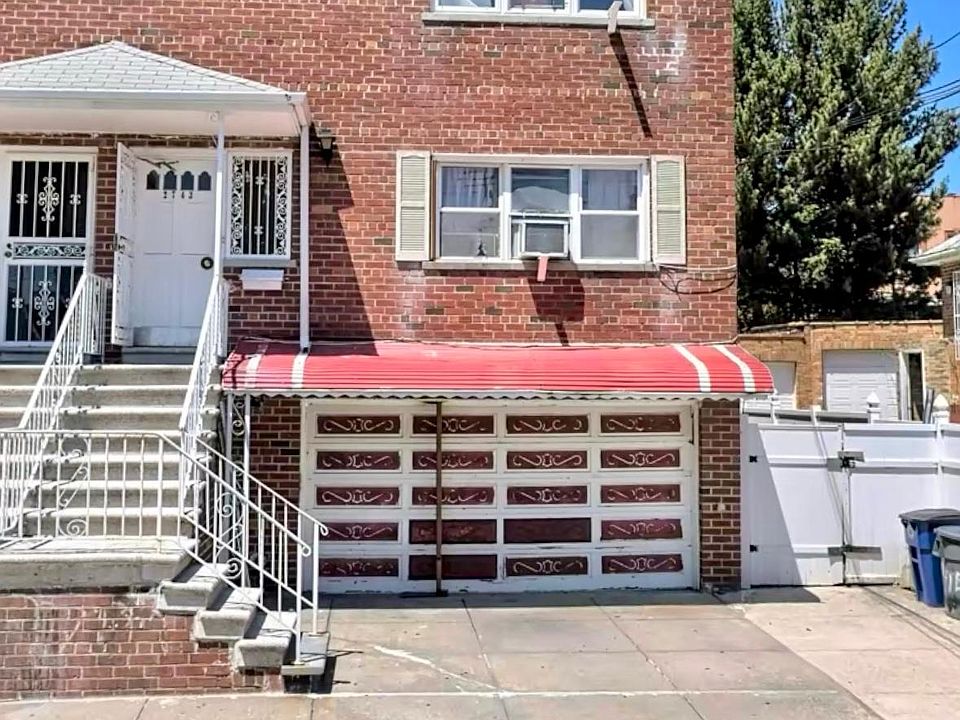 1st image of 2743 Yates Ave
