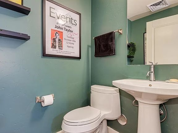 5th image of 310 S 4th St Unit 1207