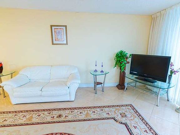 5th image of 3800 S Ocean Dr APT 1221