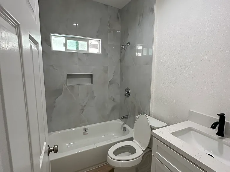 1222 W Shorb St #1 — Photo 1