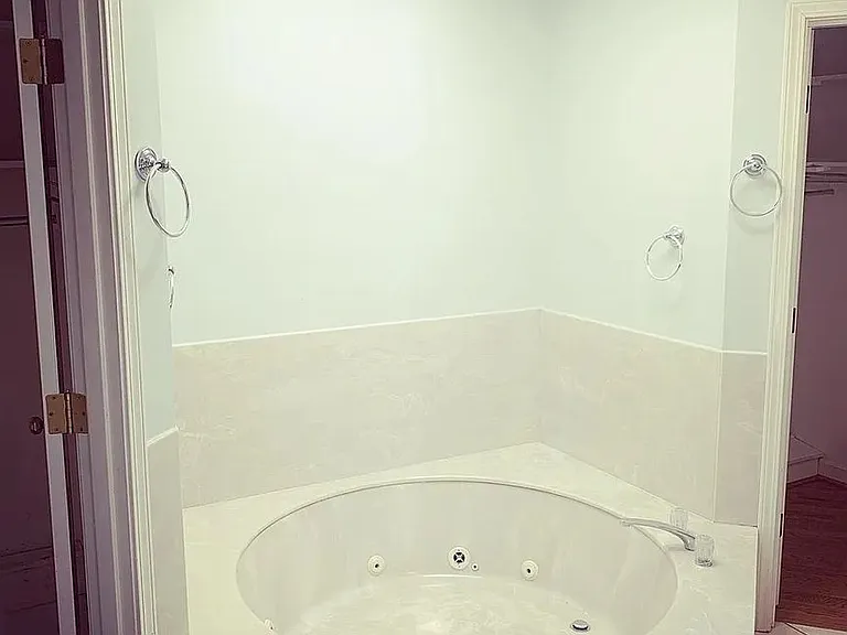 14410 Lake Forest Dr — Photo 21