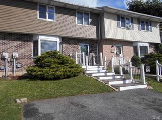 192 Landis Cir, Emmaus, PA 18049