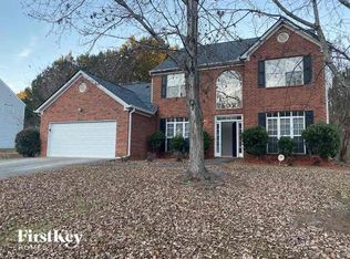 5565 Stephens Mill Dr, Sugar Hill, GA 30518
