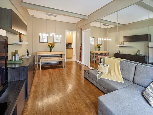 Sold by Sotheby's International Realty | media 9