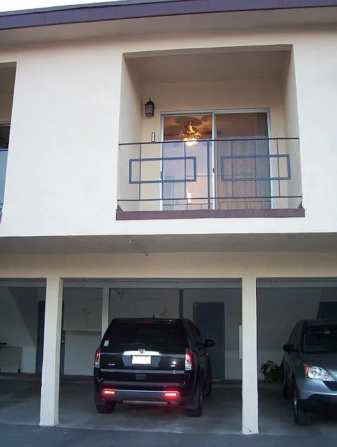 1035 Magnolia Ave — Photo 2
