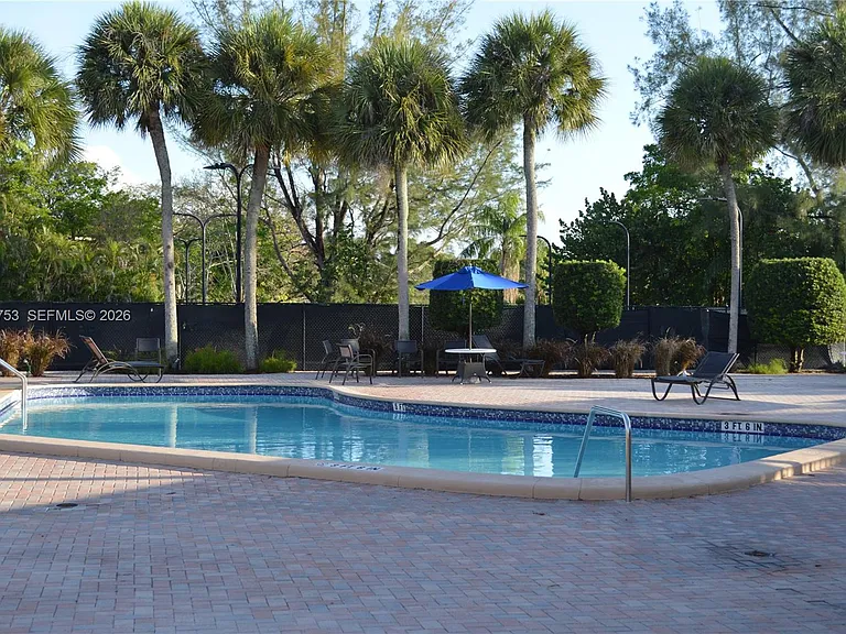 3932 Estepona Ave #7D5 — Photo 42
