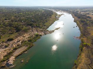 4064 County Road 104, Llano, TX 78643