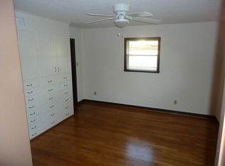 707 Cavalier Ln, Pasadena, TX 77502