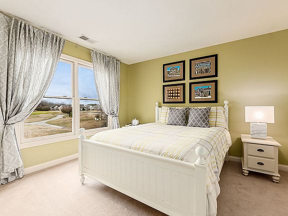 3rd image of 6602 Traquair Pl