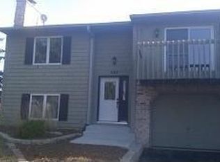 625 Dundee Ln, Hartland, WI 53029