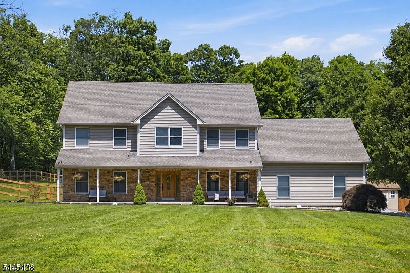 1st image of 104 Haggerty Rd