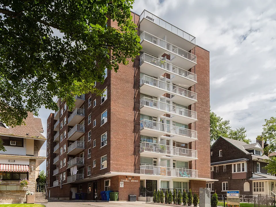 99 Tyndall Ave #50019A-204