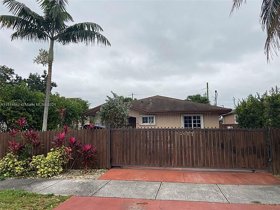 2nd image of 15607 NW 37th Pl