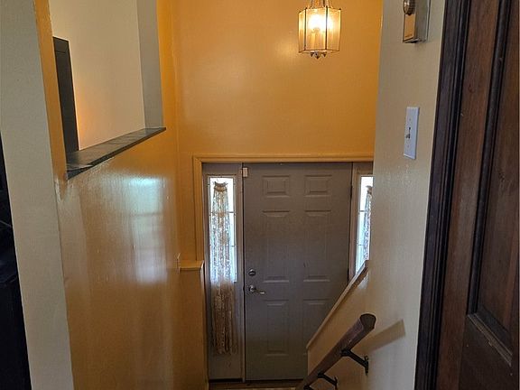 5th image of 433 Inman Rd