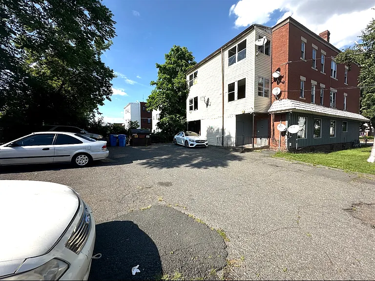 365 Franklin Ave #3N — Photo 22