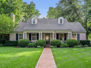 1305 Cooper Dr, Lexington, KY 40502