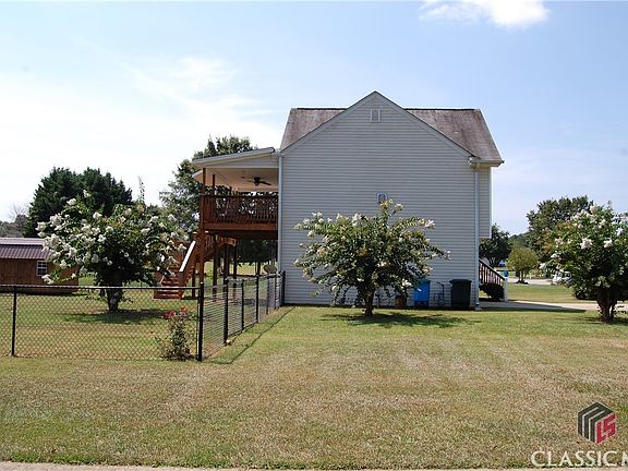 5th image of 150 Arlington Lane