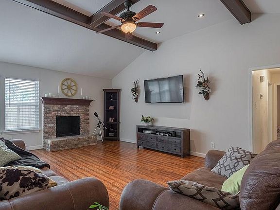 5th image of 2204 Sexton Dr
