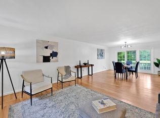 210 Strong St, Amherst, MA 01002