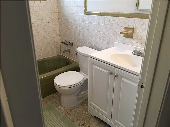 5th image of 6160 SW 42nd Pl