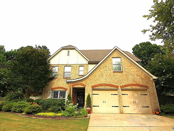 2nd image of 130 Bayberry Ln