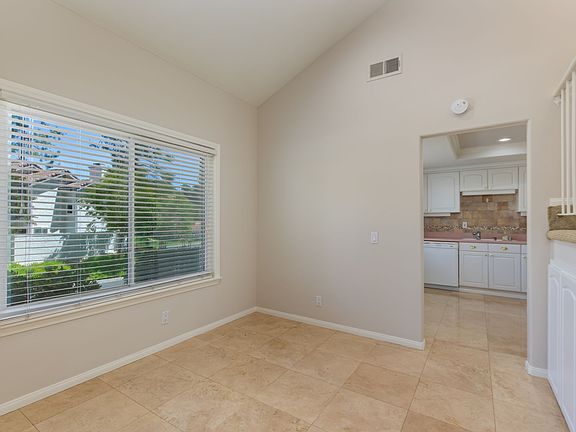 4th image of 1047 Windmill Ln