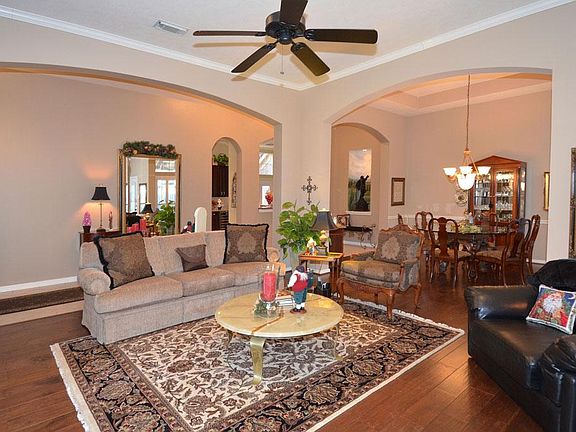 5th image of 3105 Cedar Knolls Dr