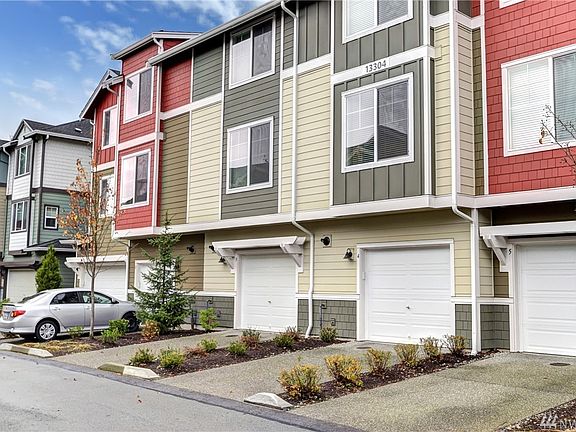 5th image of 13304 46th Dr SE Unit 2