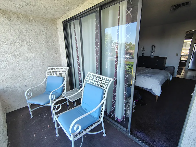 467 S Calle El Segundo #D2 — Photo 8