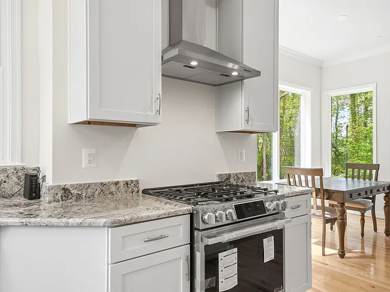 5116 Shore Dr — Photo 48