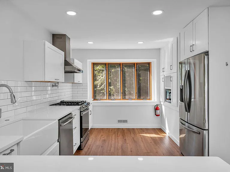 26 Forest Hill Dr — Photo 8