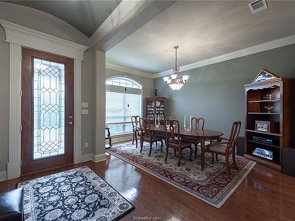3rd image of 17232 Sundance Dr