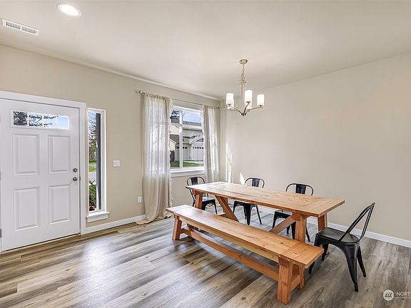 2nd image of 716 Loves Hill Drive