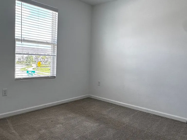 11777 Globe St — Photo 24