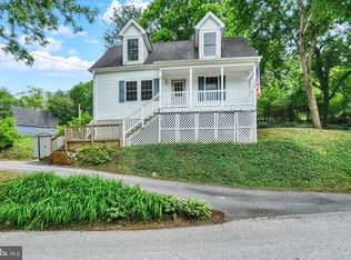 42 Winter Ave, Glen Rock, PA 17327