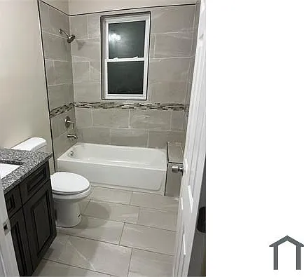 7825 S Marshfield Ave — Photo 2