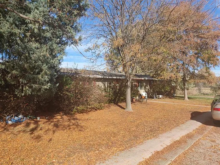 4912 S Iowa Ave — Photo 2